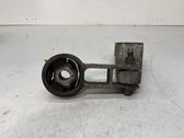 Engine mount bracket