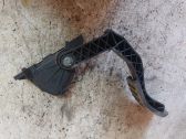 Accelerator throttle pedal