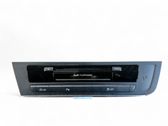 Radio / CD-Player / DVD-Player / Navigation