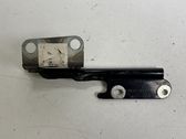 Engine bonnet/hood hinges