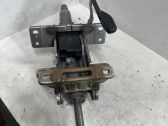 Steering wheel axle set