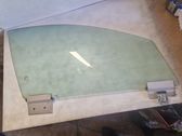Vetro del finestrino della portiera anteriore - quattro porte