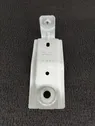 Fender mounting bracket