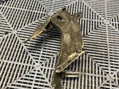 Fender mounting bracket