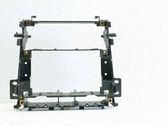 Moldura de la unidad delantera de radio/GPS