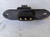 Sliding door contact joint