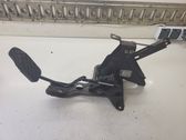 Accelerator throttle pedal