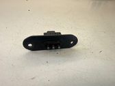 Sliding door contact joint