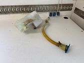 Windshield washer fluid reservoir/tank