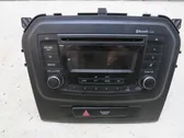 Panel / Radioodtwarzacz CD/DVD/GPS