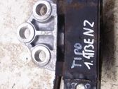 Engine mount vacuum valve