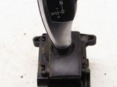 Gear selector/shifter in gearbox