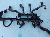 Fuel injector wires