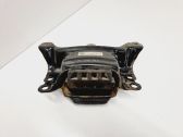 Engine mount bracket