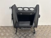 Console centrale, commande chauffage/clim