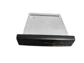Radio / CD-Player / DVD-Player / Navigation