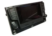 Panel / Radioodtwarzacz CD/DVD/GPS