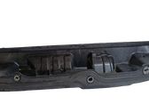 Autres pièces compartiment moteur