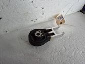 Engine mount vacuum valve