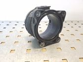 Intercooler pipe mounting bracket