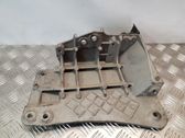 Engine mounting bracket