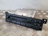 Radio / CD-Player / DVD-Player / Navigation