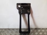 Radiator mount bracket