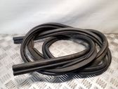 Trunk rubber seal (body)
