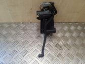 Accelerator throttle pedal