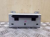 Radio / CD-Player / DVD-Player / Navigation