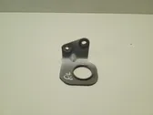 Fender mounting bracket