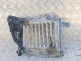 Front wheel arch liner splash guards