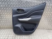 Moldura del tarjetero de la puerta trasera