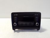 Radio / CD-Player / DVD-Player / Navigation