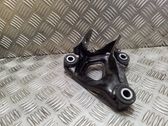 Engine mounting bracket