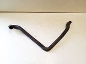 Tuyau de liquide de refroidissement moteur