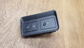 Interrupteur d'ouverture de coffre