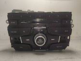 Radio / CD-Player / DVD-Player / Navigation