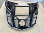 Radio/GPS head unit trim
