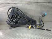 Windshield washer fluid reservoir/tank