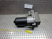 Oil filter mounting bracket
