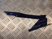 Engine bonnet/hood hinges
