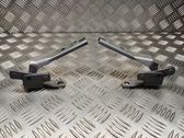 Bisagras del capó/tapa del motor