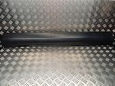 Side skirt front trim