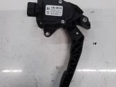 Accelerator throttle pedal