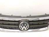 Front bumper upper radiator grill