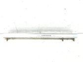 Rail de guidage du siège arrière