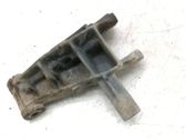 Engine mounting bracket