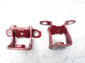 Tailgate/trunk/boot hinge