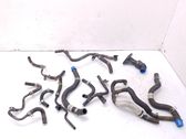 Tuyau de liquide de refroidissement moteur